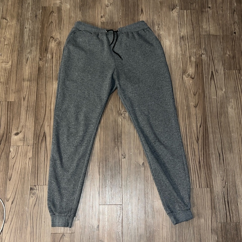 Amazon XL Slim Fit Joggers - Gray - GREAT CONDITION